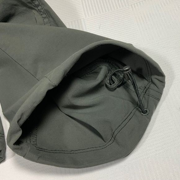 Columbia Gray Hiking Pant - Size 10 - Picture 9 of 13